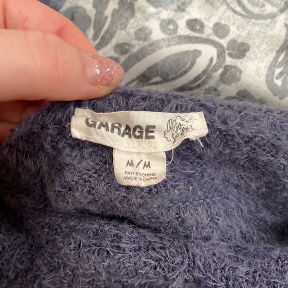 Garage M Fuzzy tank top - Picture 3 of 3